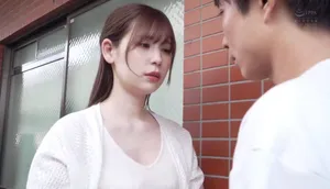 ông xã tẻ nhạt, người vợ nhận ra cậu thanh niên cạnh nhà tốt hơn
